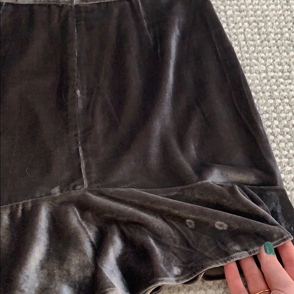 Madewell Velvet Ruffle Edge skirt - Picture 10 of 10